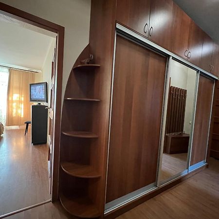 Apartment On Skorykovskyi Lane 4 Dnipro Eksteriør billede